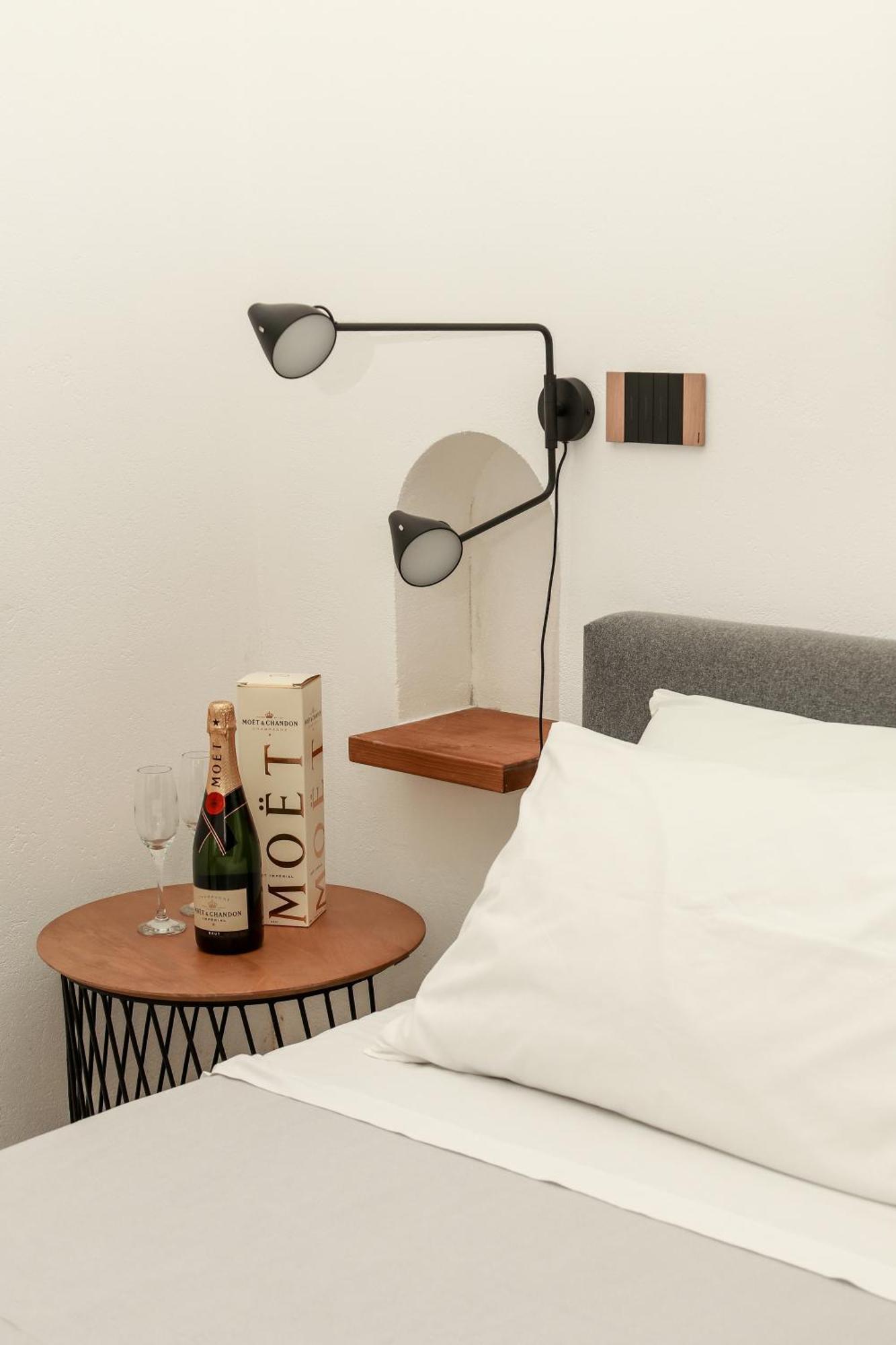 Dislocati Bnb - Jacuzzi Privata - Cucina - Tv60" - Minimal Luxury ماريليانو المظهر الخارجي الصورة
